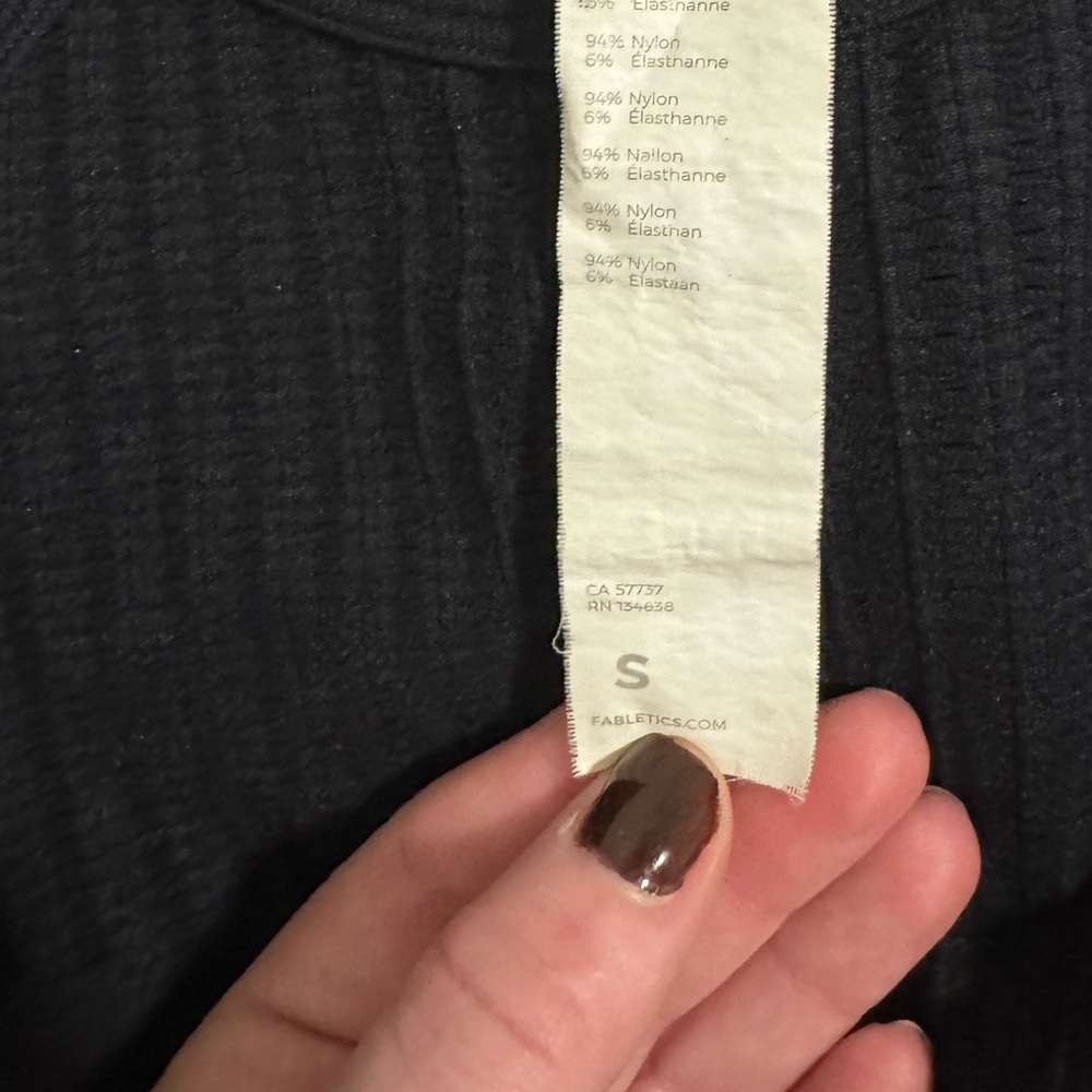 Fabletics Active Top - Picture 3 of 5
